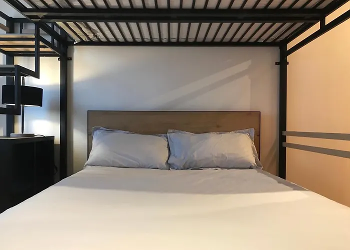 Studio A 150M Rer Val D\'Europe. Disney/Paris